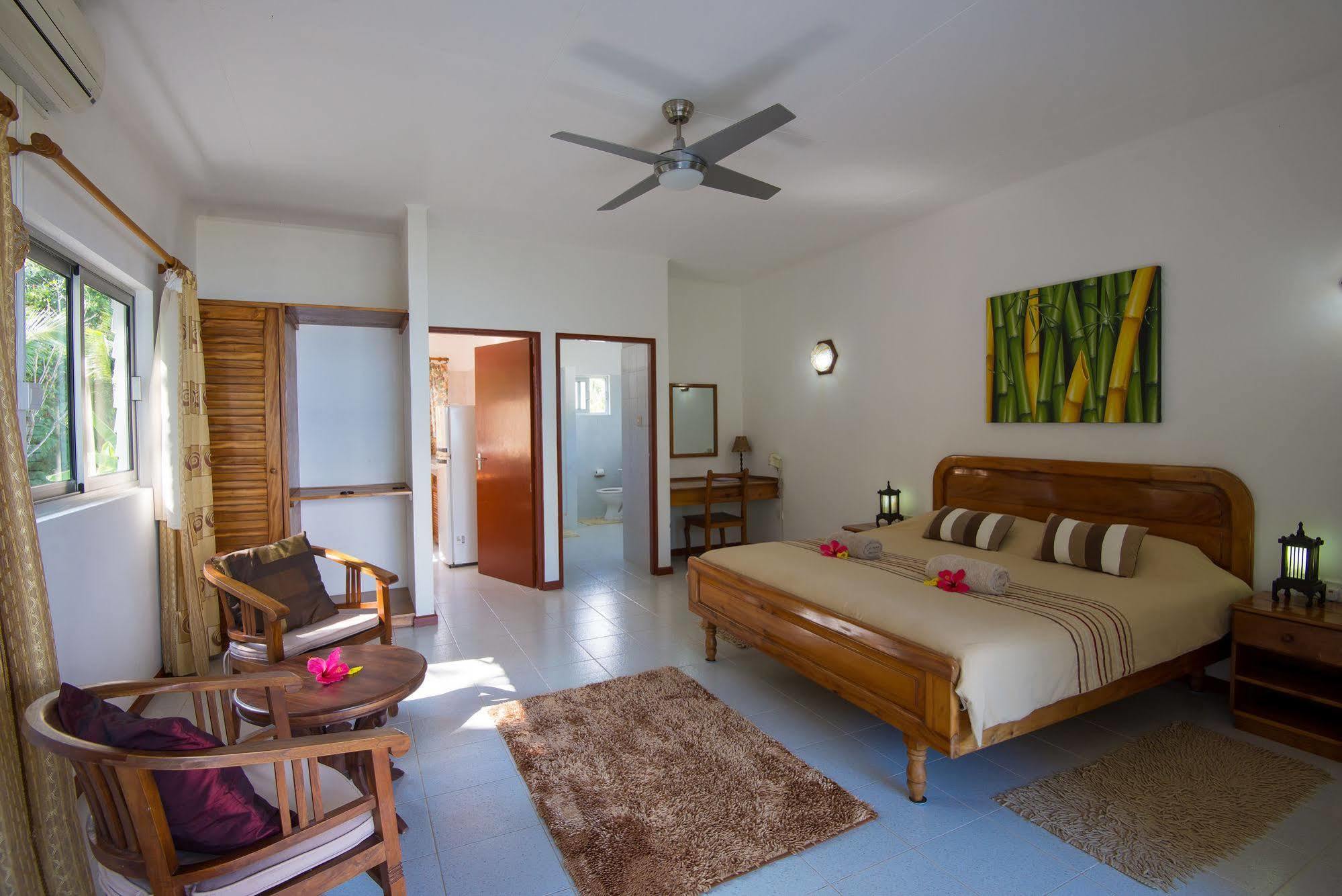 Le Tropique Villa (Adults Only) Гранд Анс Екстериор снимка